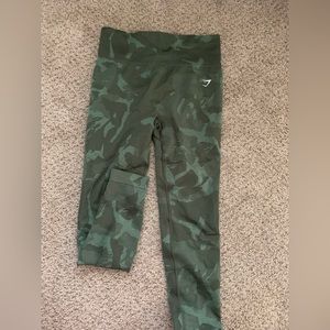 Gym Shark Camo legging with scrunch butt